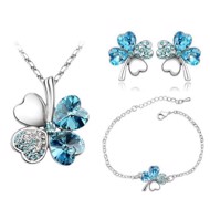 Smykkesæt - firkløver med halskæde, øreringe og armbånd, frostblå